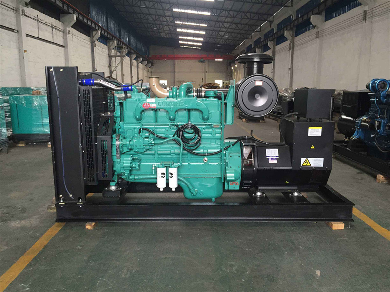灵山发电机出租租赁如何保证柴油发电机组的正常运行？