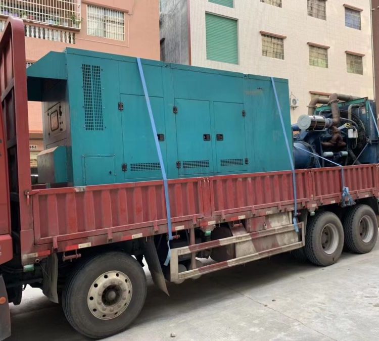 灵山如何在不同负载率下确保 400KW 柴油发电机组的正常运行？