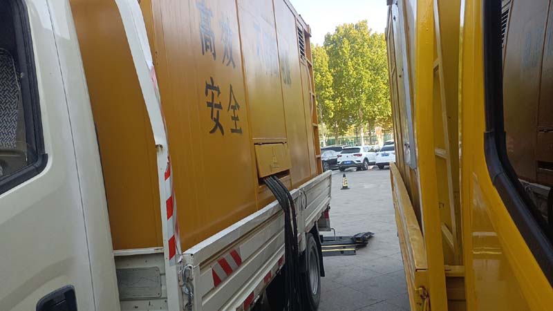 灵山如何判断柴油发电机组和UPS电源的切换时间是否符合要求？