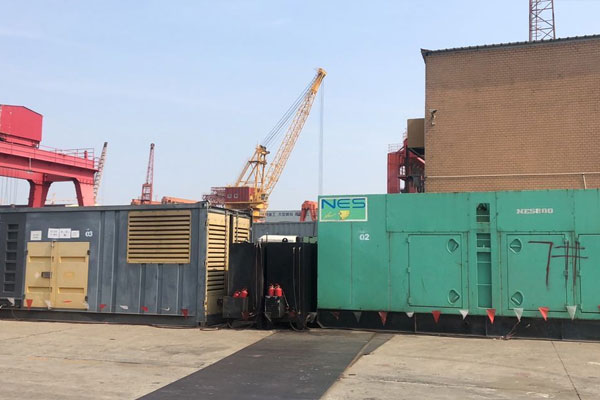 灵山发电机出租空气滤清器的清洁频率是多少？