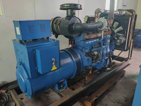 灵山100kW柴油发电机组使用多级机油有哪些优缺点？
