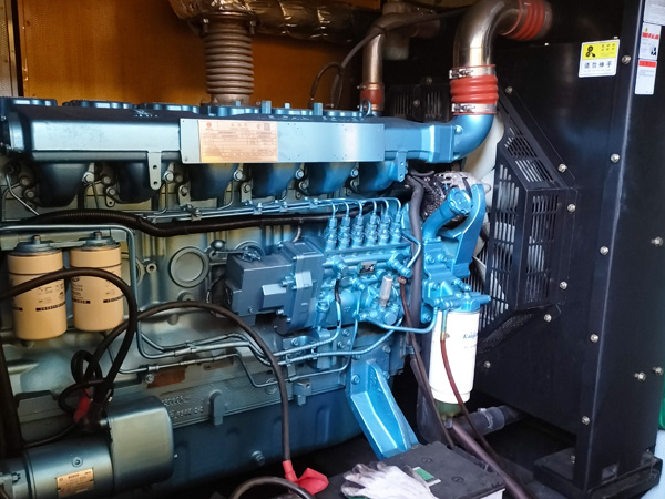 灵山磷酸铁锂蓄电池的使用寿命与哪些因素有关？