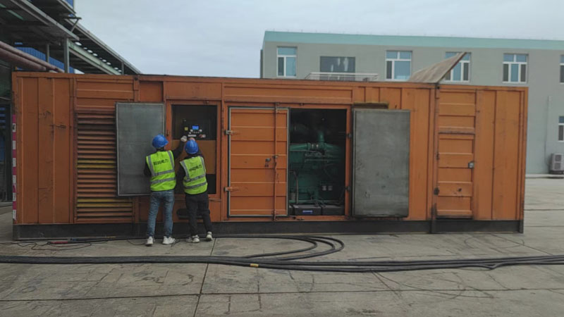 灵山如何检查柴油发电机组的机油油位？